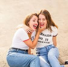 Λεσβιακή φιλία: υπάρχει πραγματικά;